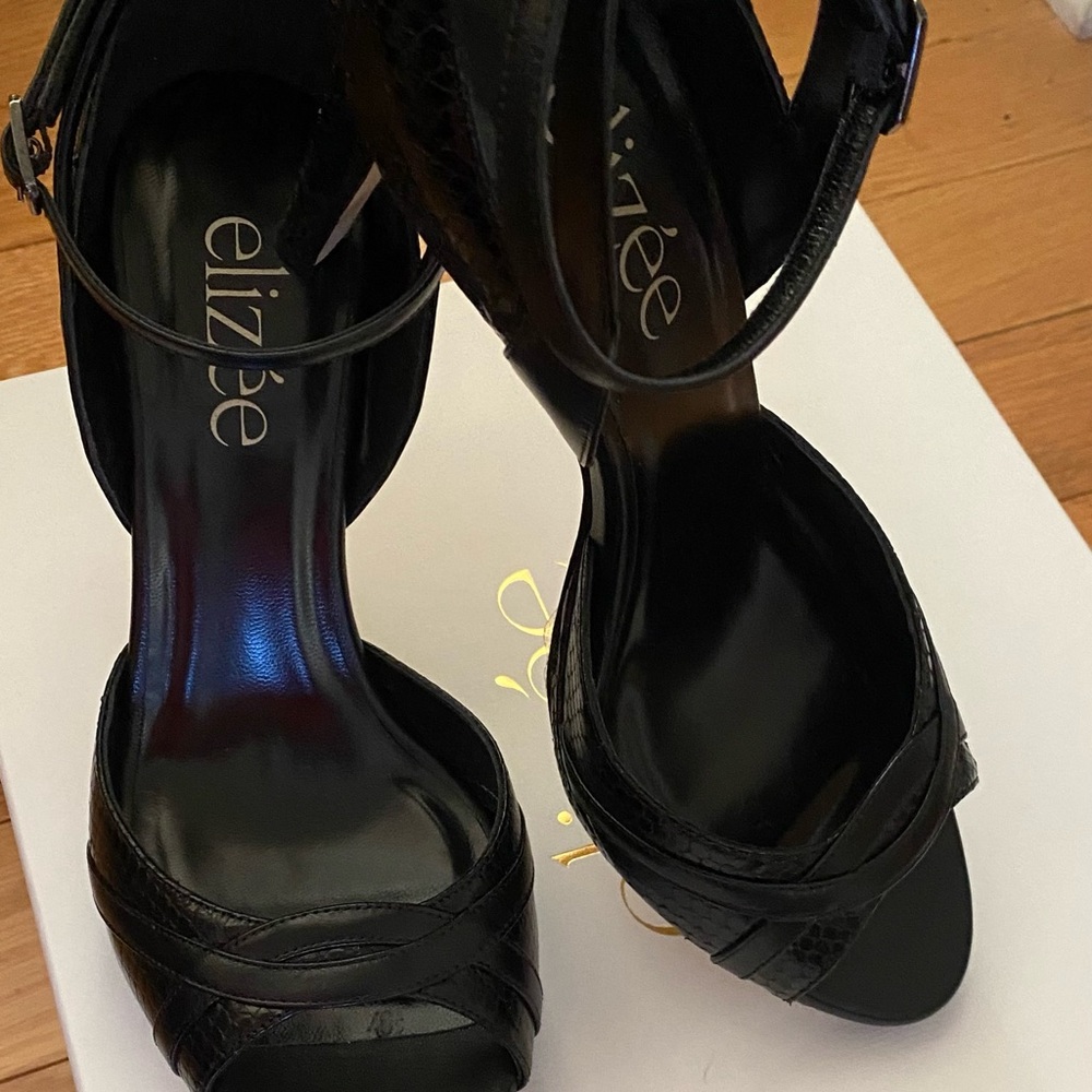 Adriana Sandal by Elizee Size 38 - Picture 12 of 13